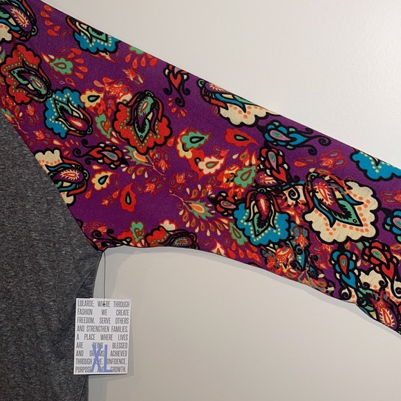 Lularoe Randy baseball t top size XL - Picture 6 of 6